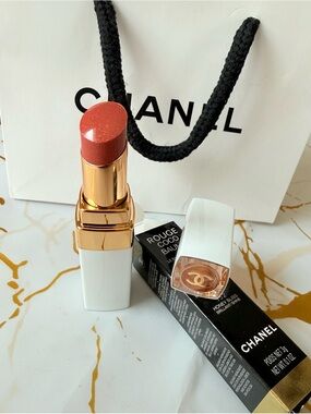 CHANEL Rouge Coco Baume Shade 752 Honey Bliss NIB Chanel lipstick shine balm
